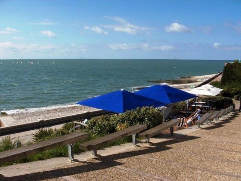 Logis Hotel - La Petite Rade Le Havre Esterno foto