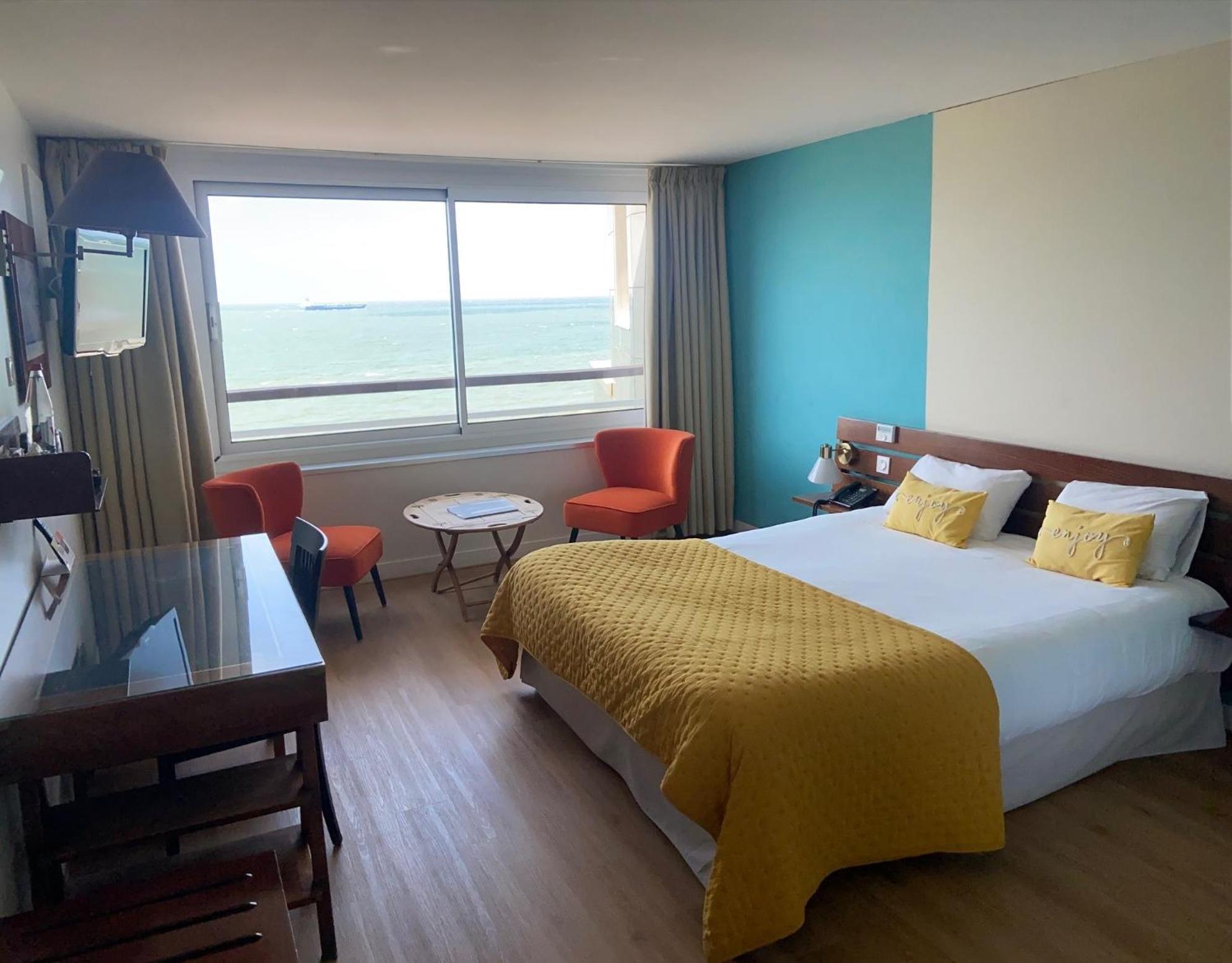 Logis Hotel - La Petite Rade Le Havre Esterno foto