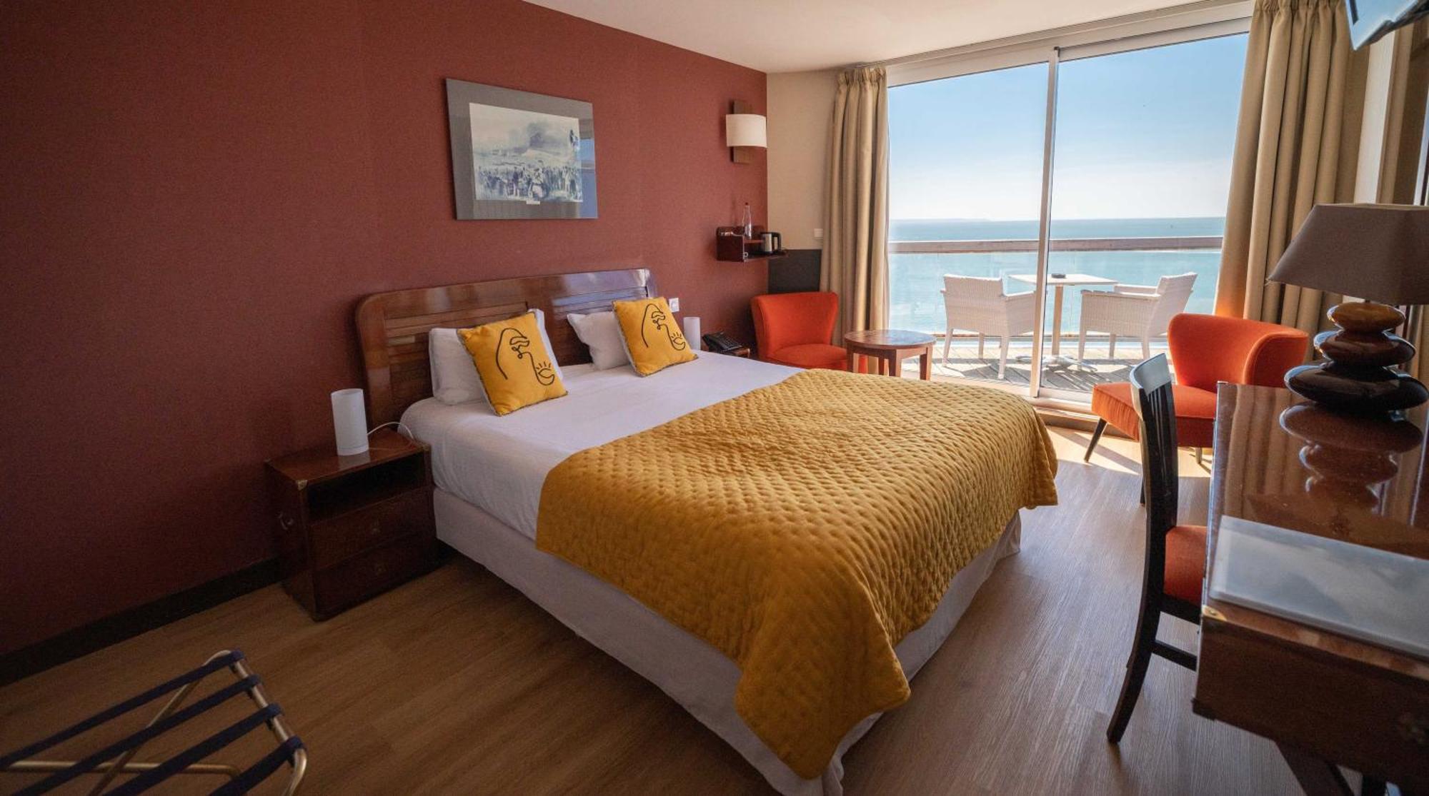 Logis Hotel - La Petite Rade Le Havre Esterno foto
