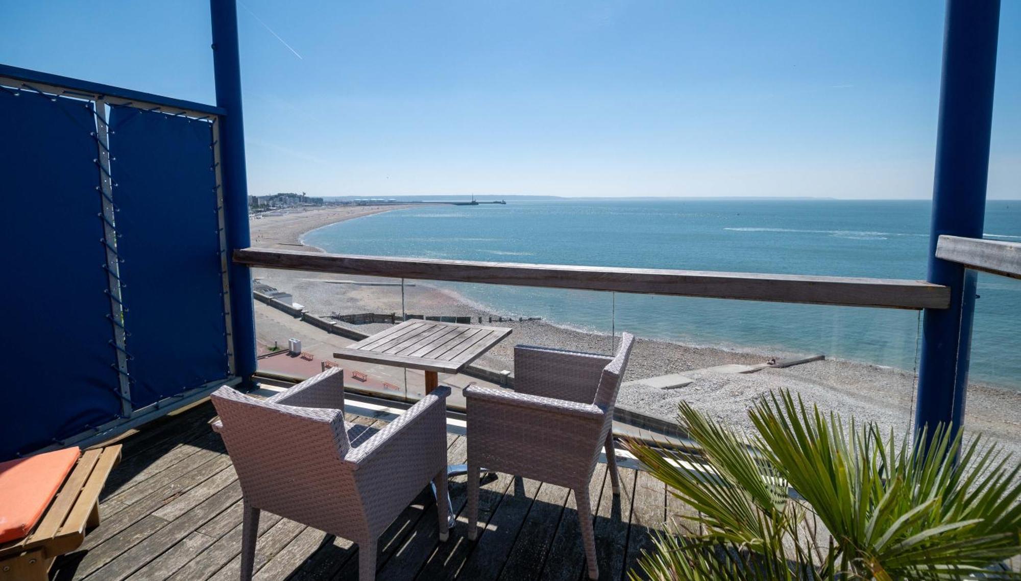Logis Hotel - La Petite Rade Le Havre Esterno foto