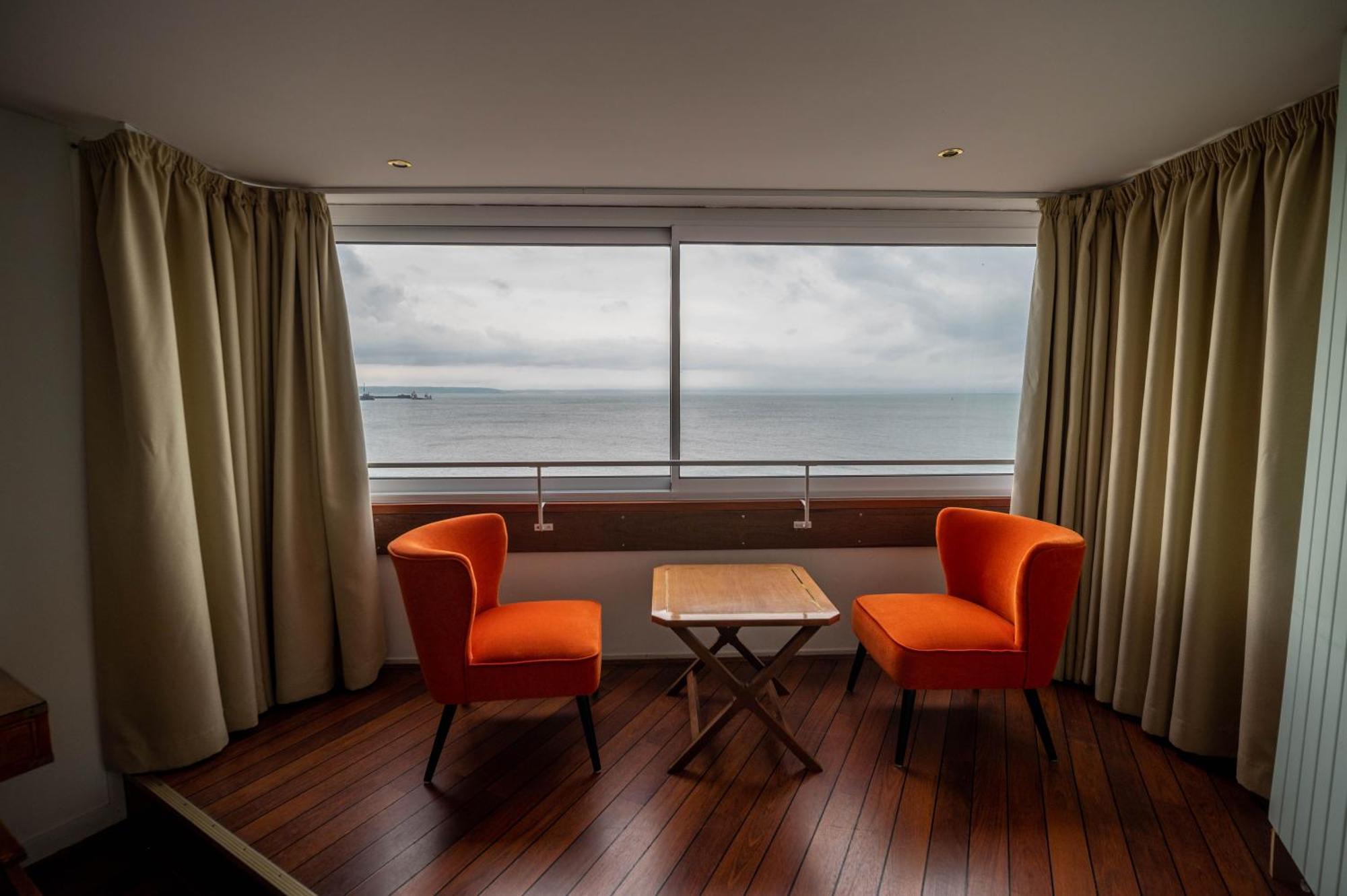 Logis Hotel - La Petite Rade Le Havre Esterno foto