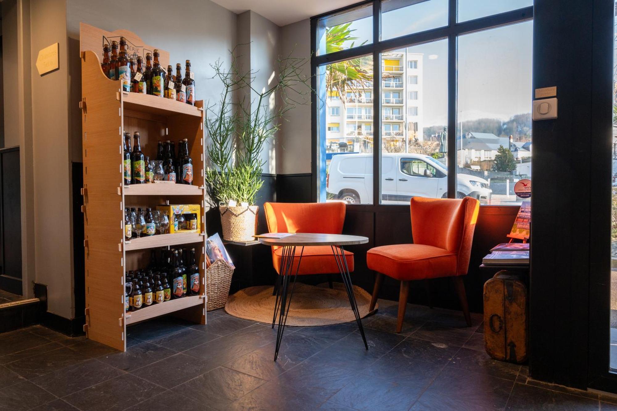 Logis Hotel - La Petite Rade Le Havre Esterno foto