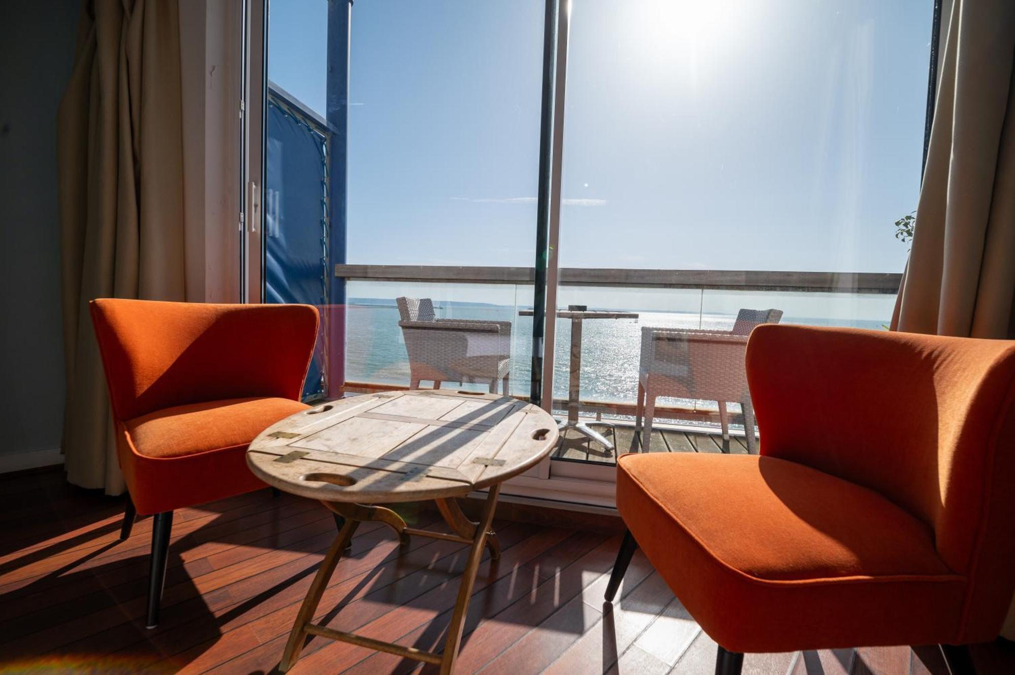 Logis Hotel - La Petite Rade Le Havre Esterno foto