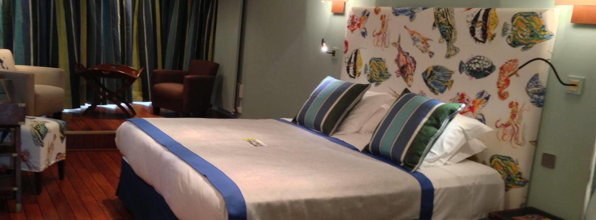 Logis Hotel - La Petite Rade Le Havre Esterno foto
